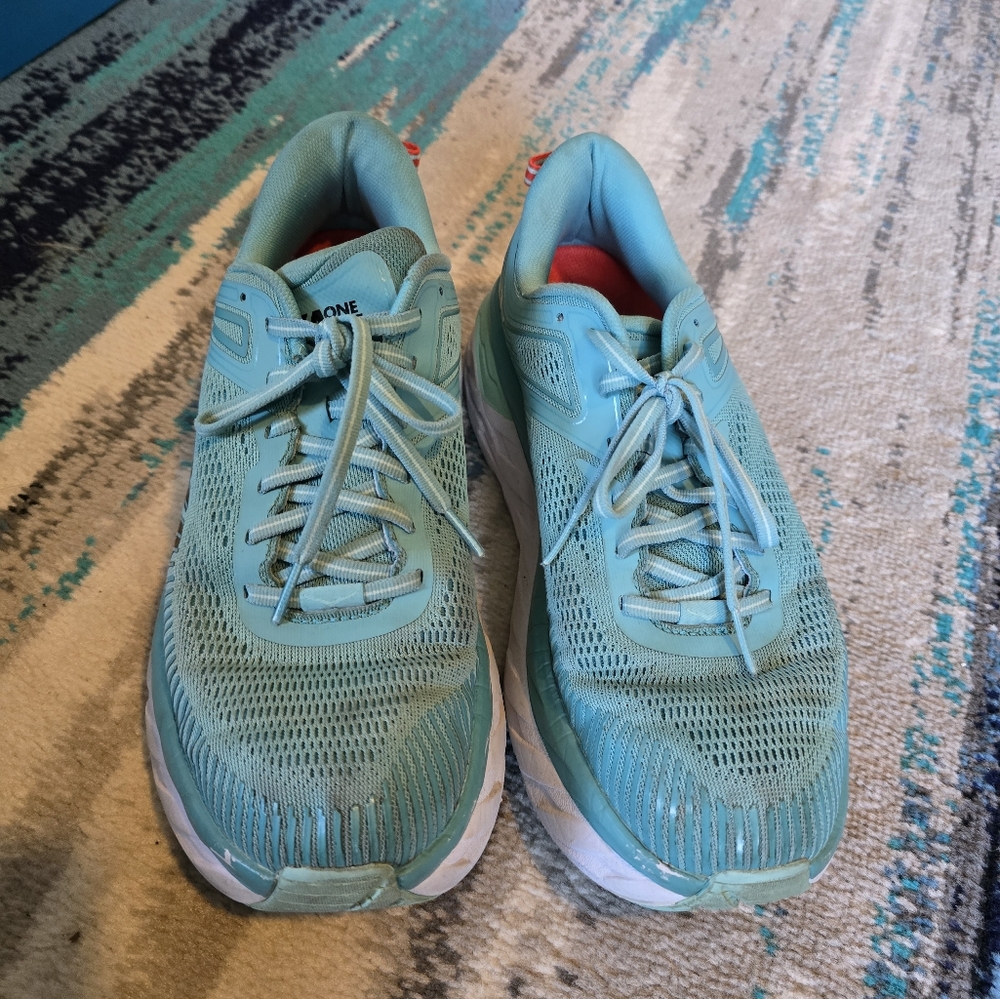 Hoka Bondi 7